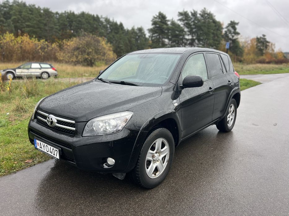Свіжо пригнана Toyota Rav 4 full 4*4