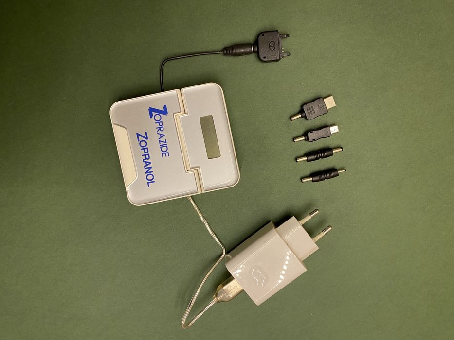 Универсальное зарядное устройство на телефоны старых образцов