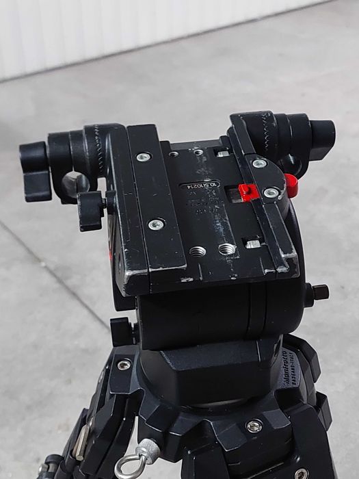 Tripé Manfrotto 510 + Saco Transporte