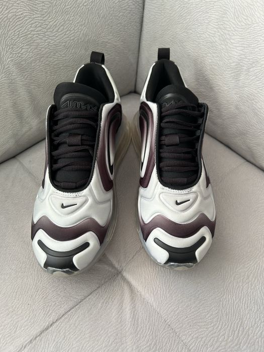 Buty Air Max 720 rozmiar 42 długość wkładki 26,5cm