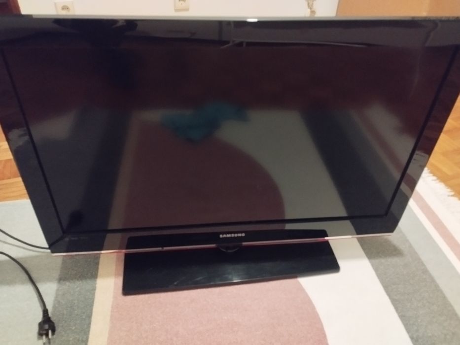 TV LCD Samsung 37"