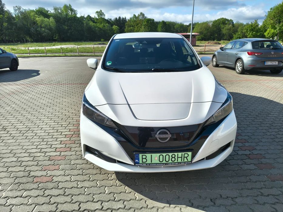 Nissan Leaf 92% baterii, nowe opony, GRATIS, po przeglądzie gwarancyjnym.