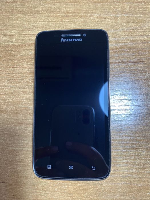 Продам мобильный телефон Lenovo s650 в рабочем состоянии