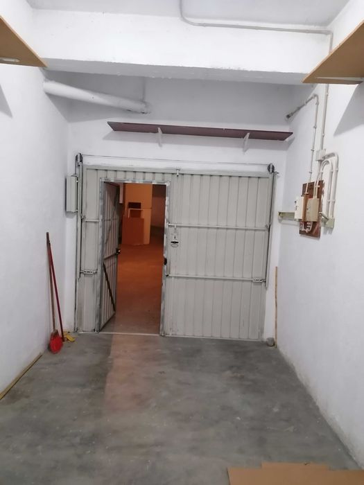 garagem alugar janela e luz ao pe estaçao