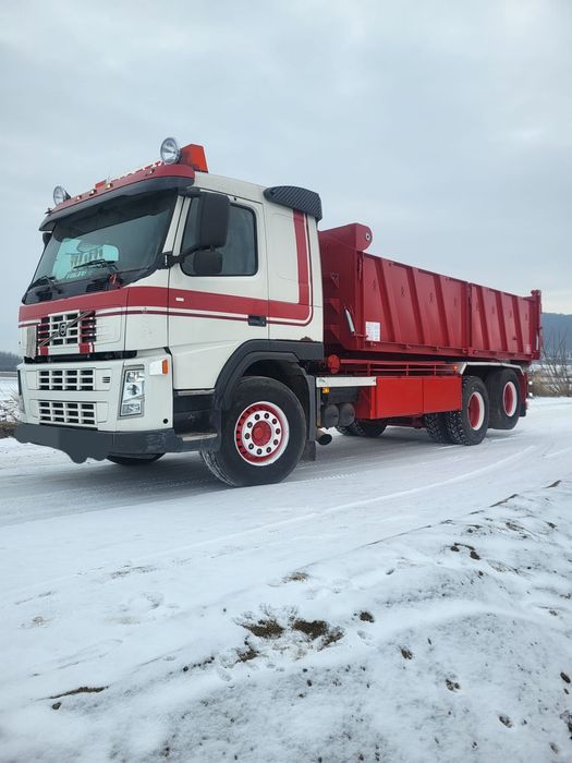 Samochód ciężarowy Volvo linowiec do przewozu kontenerów