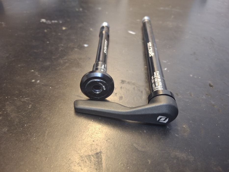 Eixos 12mm thru axle Scott addict rc 2023