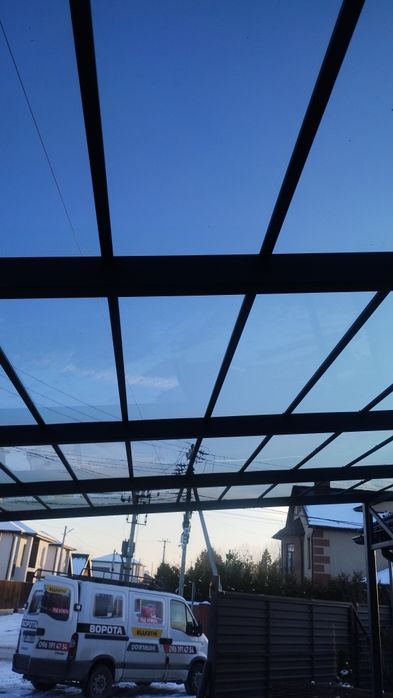 Навес автонавіс навіс над терасою монтаж під ключ