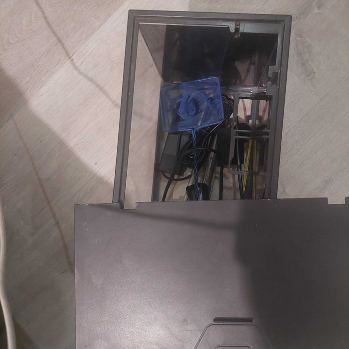 Vendo aquário com acessorios