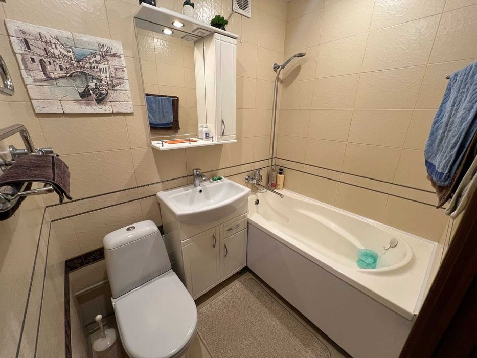 Продаж 3-кімнатної квартири, парк Гагаріна (213-261-527)