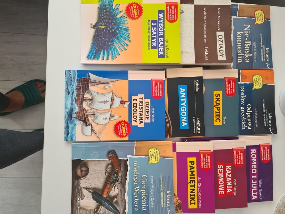 Lektury 11 szt,zestaw