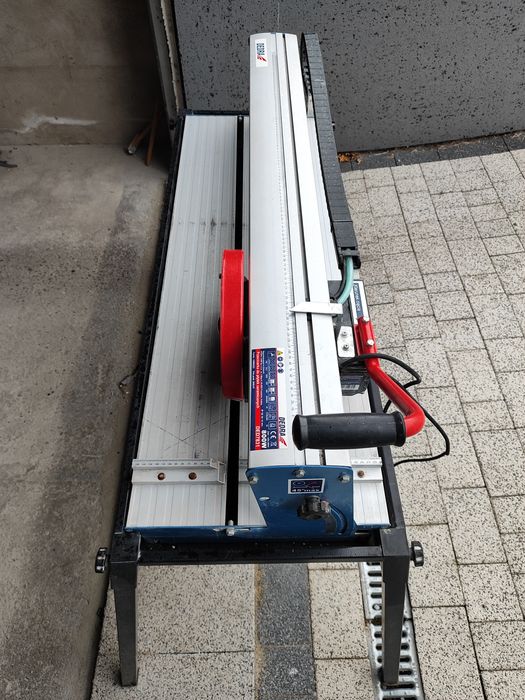 Przecinarka do glazury 230mm 800W DEDRA DED7831