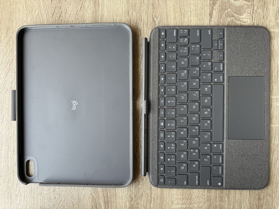 Чолох-клавітура logitech na iPad українська/російська