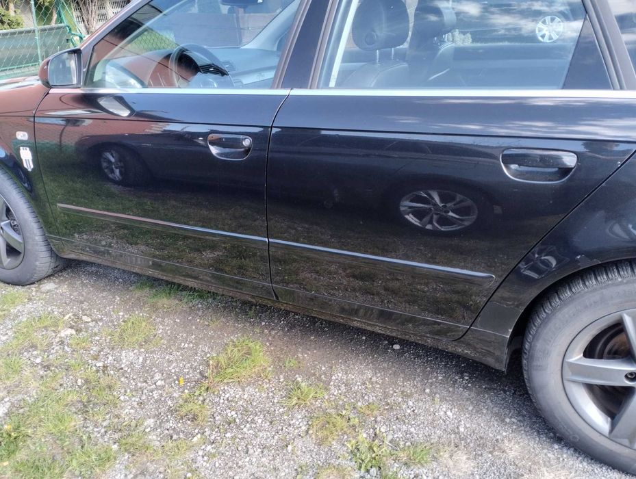 AUDI A4 B7 DRZWI Lewe Prawe przód tył czarne LY9B bez malowania