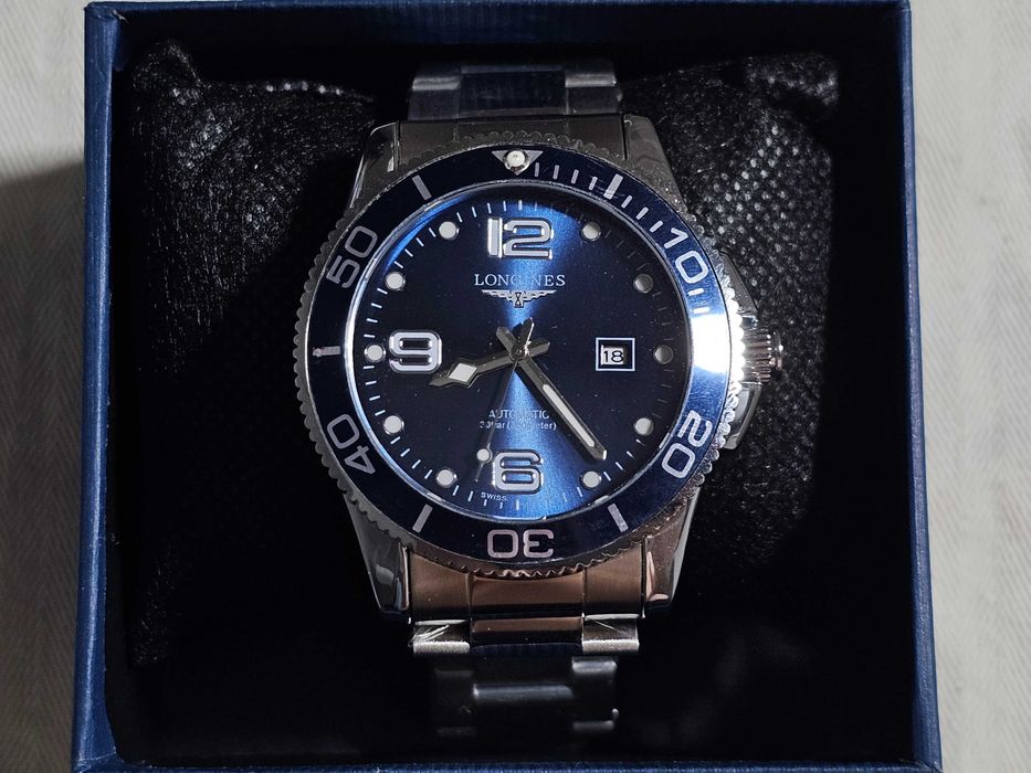 Часы Longines HydroConquest