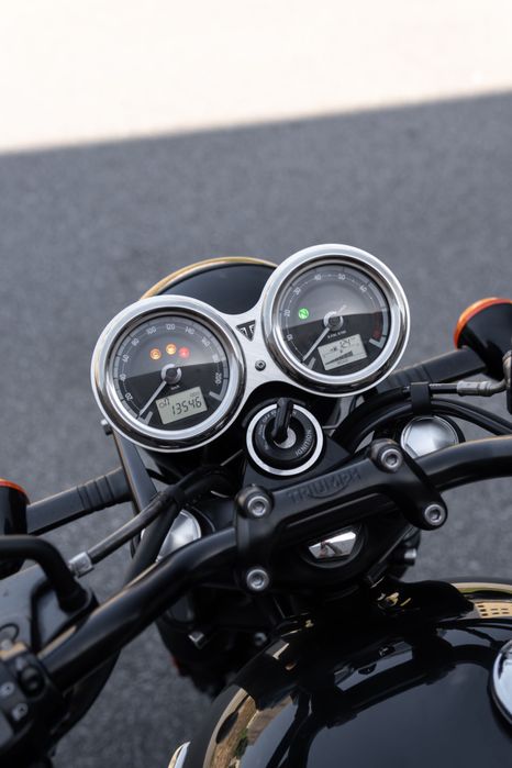 2022 Triumph Bonneville T120 Black Edition