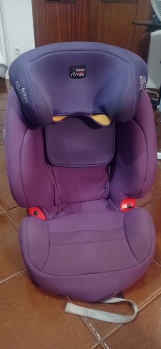 Cadeira auto Britax Römer Evolva 1-2-3 roxa, adequada para crianças dos 9 aos 36 kg