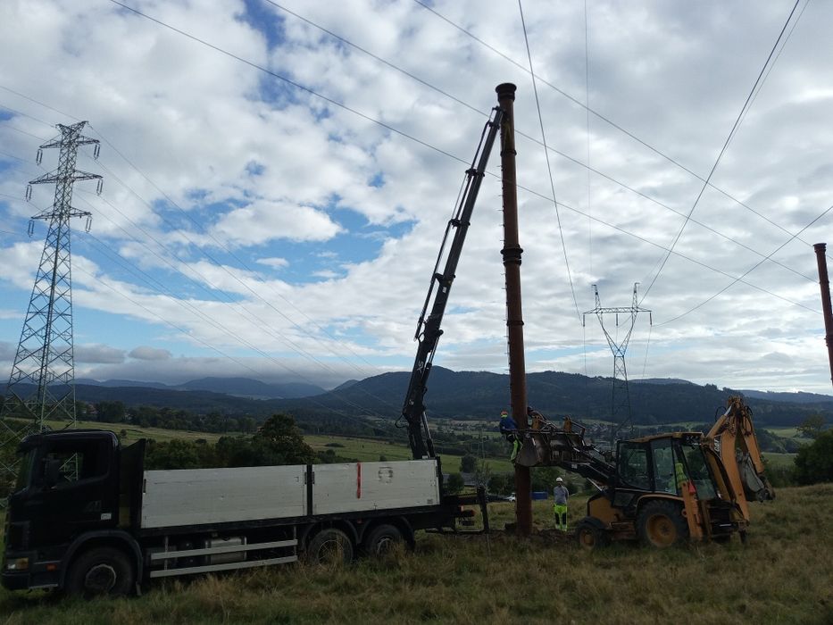 Transport i usługi  HDS 15m