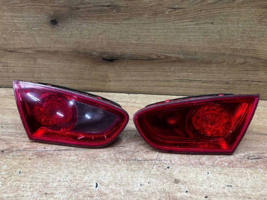 Lampa tylna w klapę Seat Leon II lift
