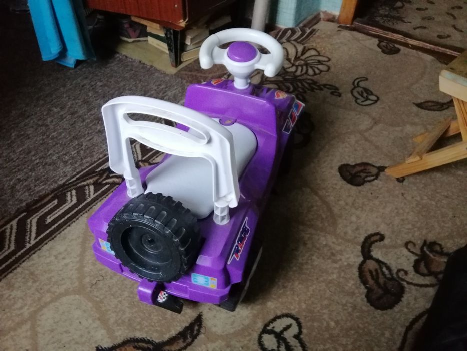 Толокар дитячий гарний