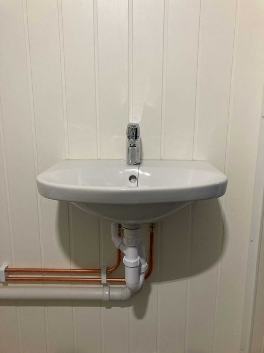 Pomoc Hydraulik awarie woda gaz pompy ciepla pellet