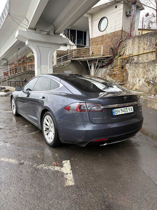 Tesla model s 2015 85D