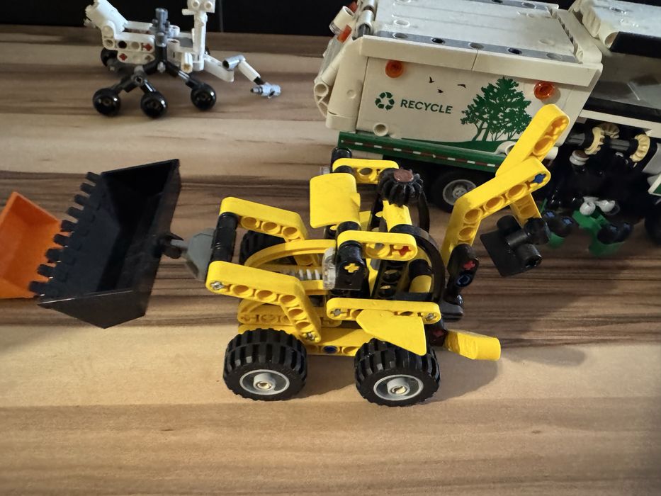 Lego technic john deere сміттєвоз
