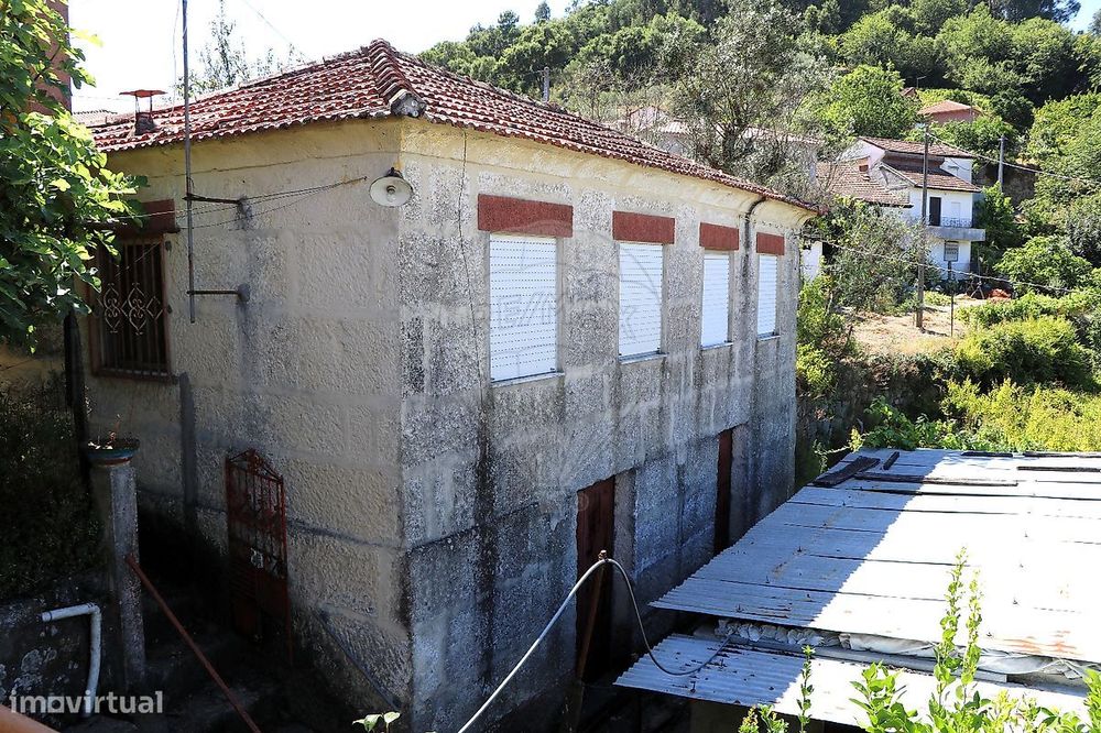 Moradia T3 para venda — Barqueiros, Vila Real
