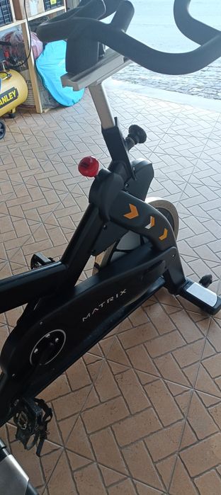 Bicicleta spinning  profissional Matrix