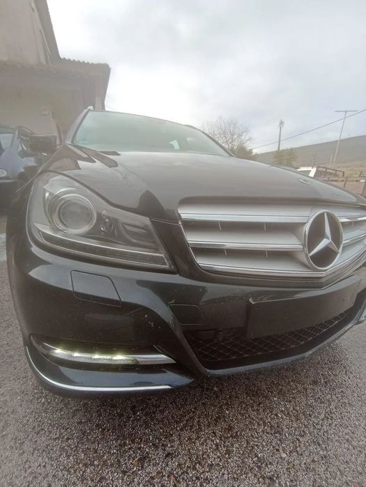 Mercedes W204 carrinha ano 2012