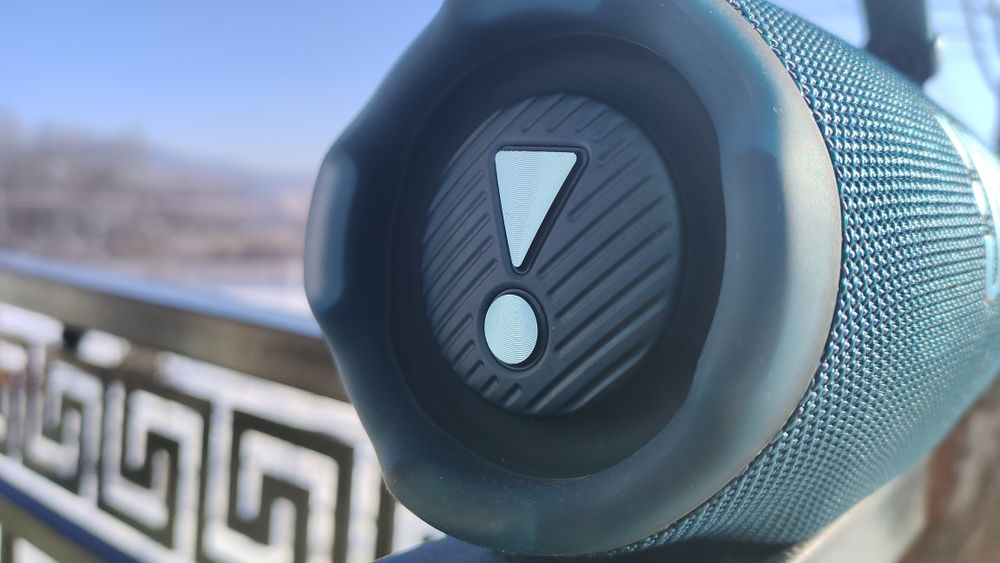 Jbl charge 6 stan bardzo dobry