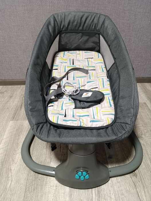 Заколисуючий центр Mastela