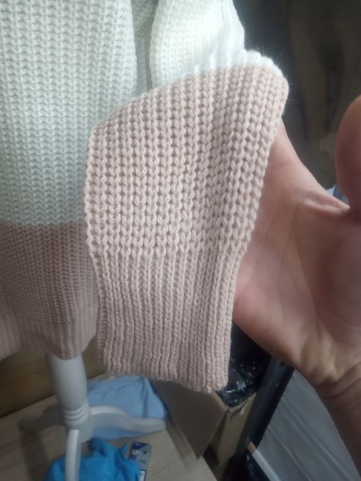 Sweter 3 kolory wyprzedaż rozmiar uni włochy firmy Bay