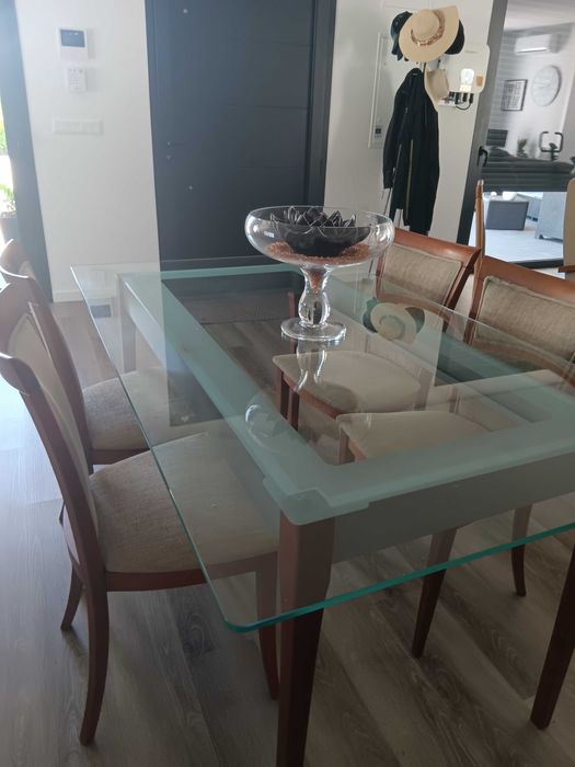 Mesa Antarte e Cadeiras sala