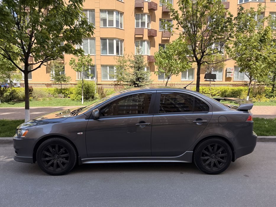 Mitsubishi Lancer X