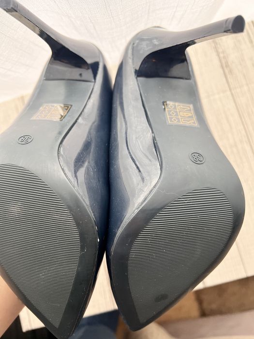 Szpilki Vices Nowe ,rozmiar 38 ,granatowe