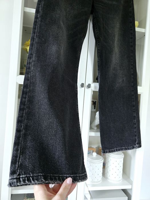 Cropp spodnie jeansowe z szerokimi nogawkami 40