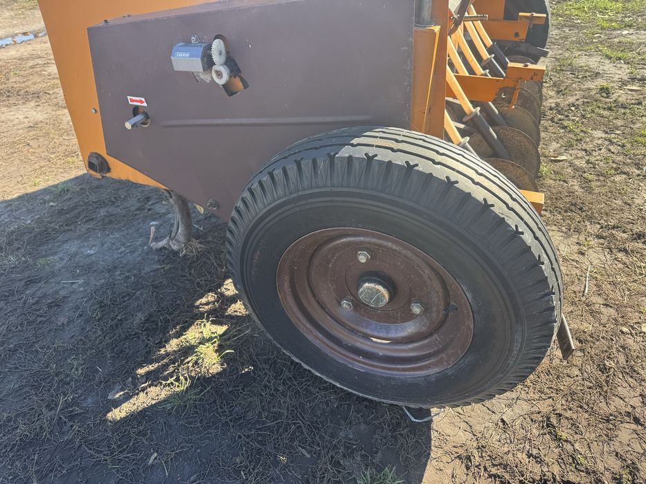 Сівалка Зернова навісна Дискова Сошнікова 2м SIMULTA JUNKKARI 200 (сз)