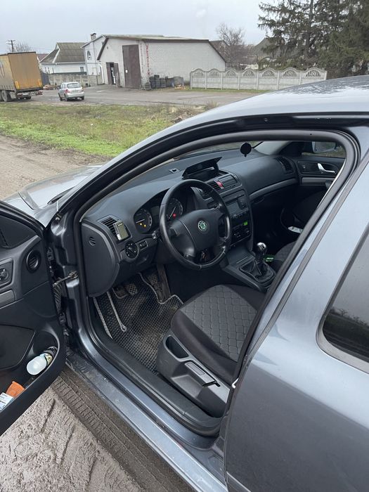 Продам Шкода А5 2.0 TDI