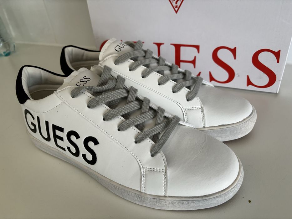 Buty skorzane guess morayele 43