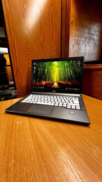 Продам Fujitsu Lifebook E746 | i5-6300U | 8GB DDR4 | 120GB SSD 14" FHD