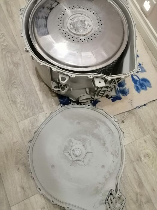 Стиральная машина whirlpool 7515/1 на запчасти.