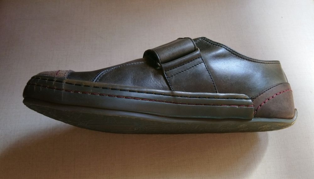 Sapatos FLY LONDON - Novos - 40