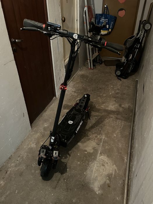 Trotinete Urban Glide e-cross pro 2