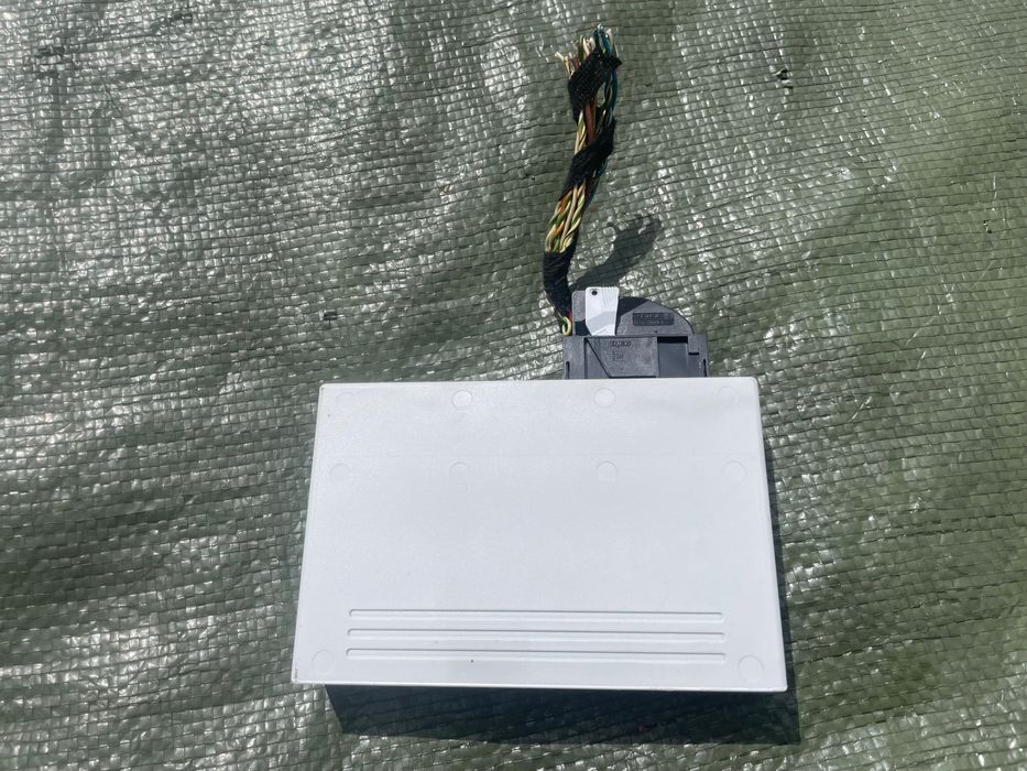 BMW 3 E90 E91 moduł bezkluczykowy Passive Go (KESSY)