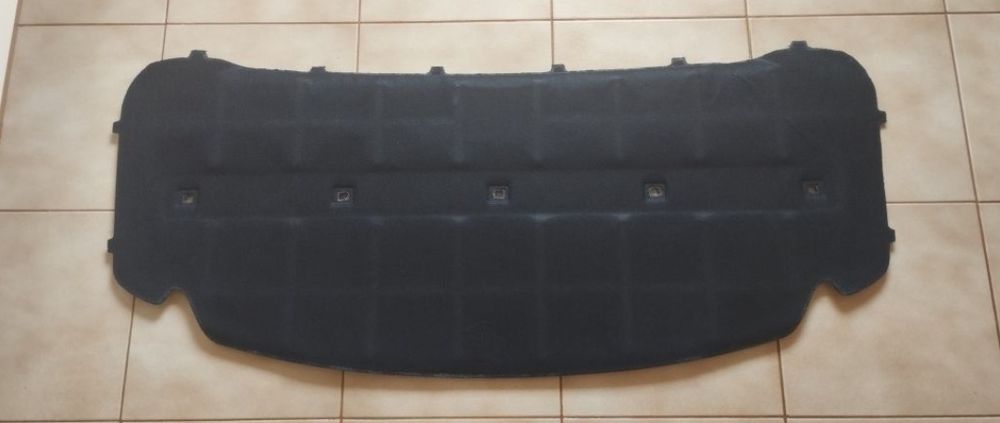 Шумоізоляція капота Audi Skoda Passat Jetta Golf Caddy Touareg