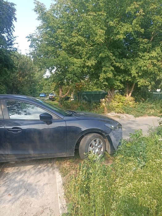 Mazda 3 2016 .2.0Бензин Седан