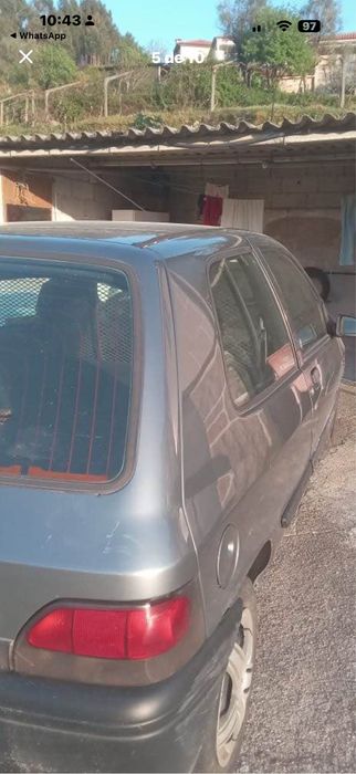 Carro renault clio
