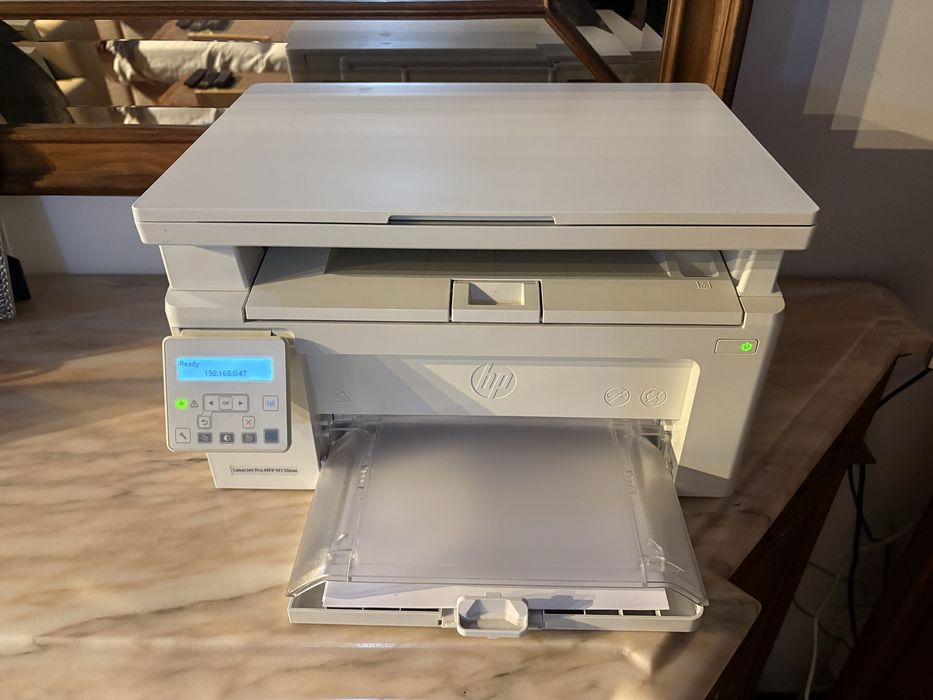Impressora HP LaserJet Pro M130 WiFi – Laser Preto & Branco, Scanner