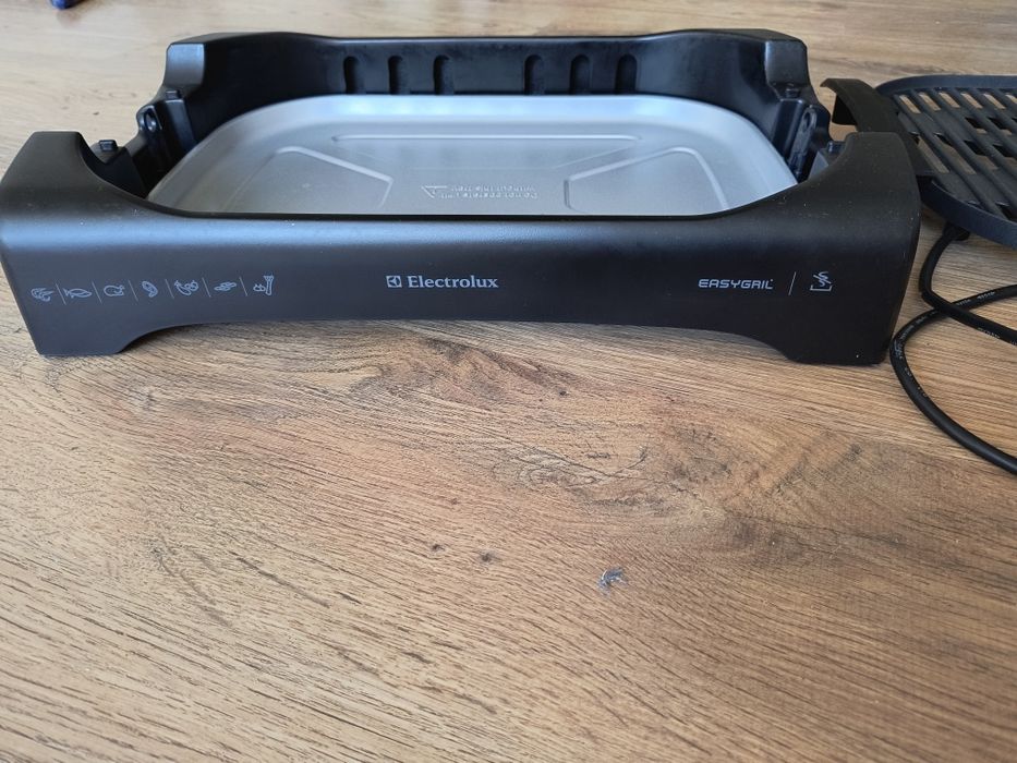 Продам єлектрогриль Electrolux