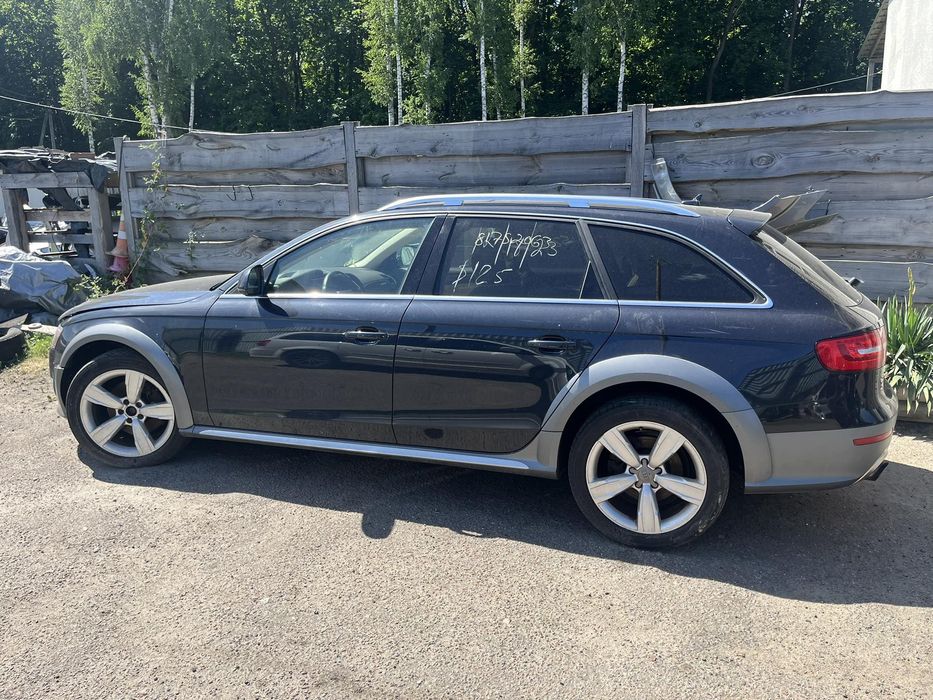 двері дверка двери дверь дверцята в зборі Audi A4 B8 Allroad Б8